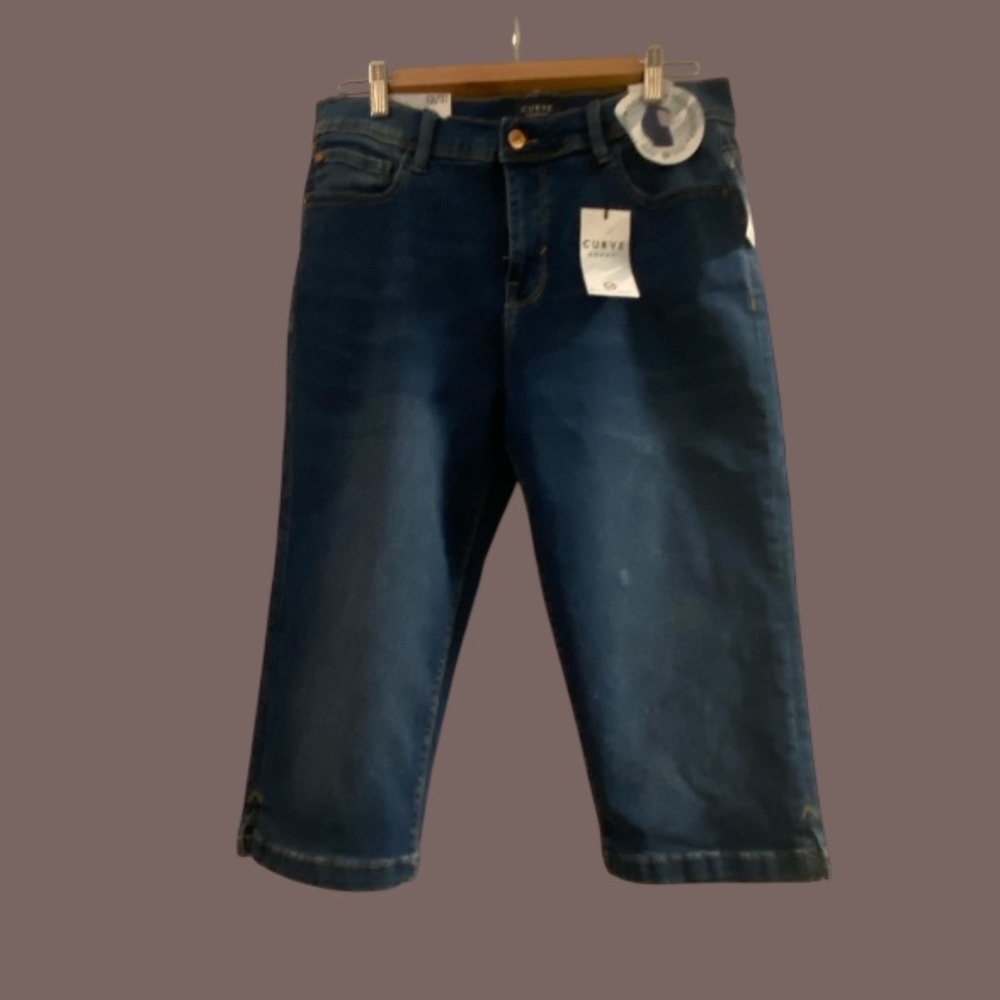 Curve Jean Capri’s